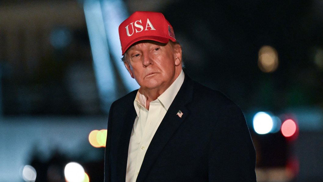 Trump Blocks Lindsey Graham’s Russia Sanctions Just Weeks After Signing Them Into Law