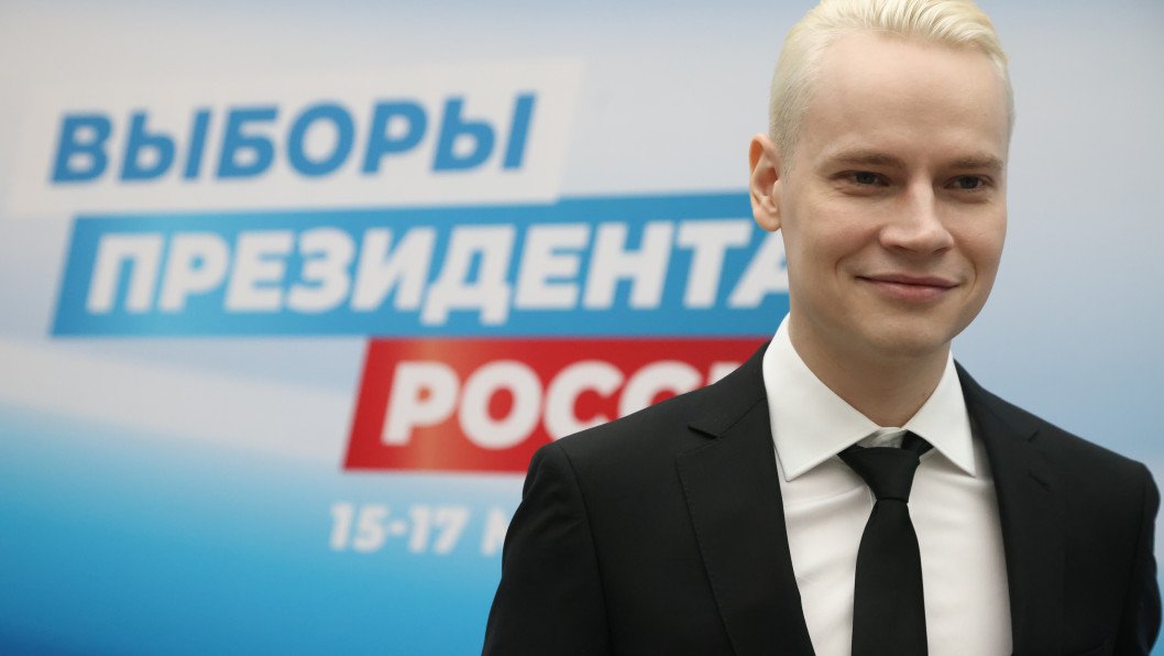 Russian Pro-War Pop Star SHAMAN Accidentally Revealed Military Positions in Occupied Ukraine