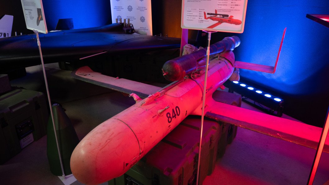 Russia’s $100,000 Jet-Powered Weapons Are Outpacing Ukraine and the US, WSJ Reports