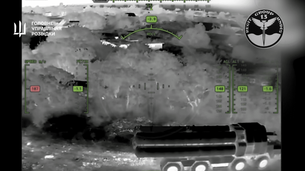 Ukraine Burns Two Russian S-400 Launchers—The Same System Russia Fires at Ukrainian Cities