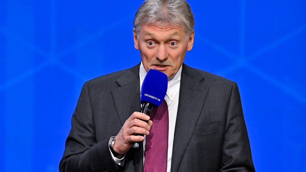 Kremlin Confirms Trilateral Ukraine Peace Talks Paused, Maintains US Contact