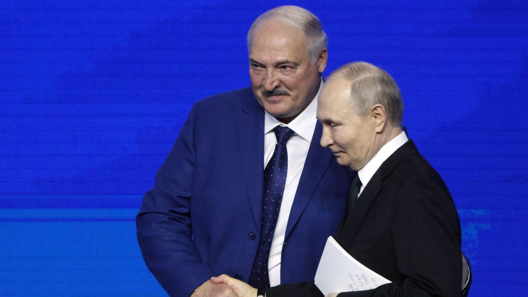 Belarus Becomes Putin’s Weapons Workshop: Microchips for Missiles, Drones for War