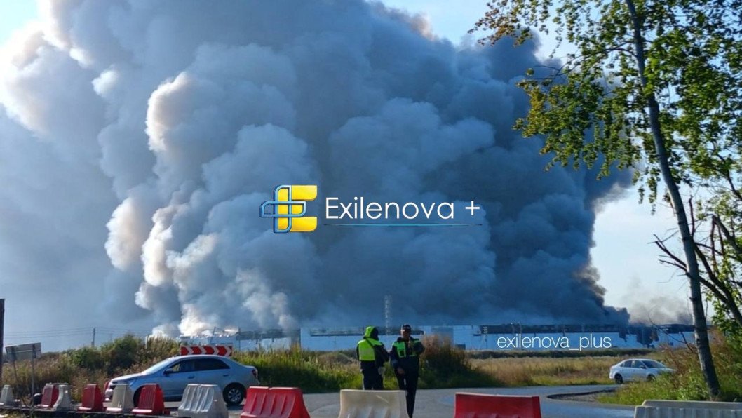 Ukraine’s FP-1 Drones Hit Russia Twice in One Night—A Wildberries Mega-Warehouse and Major Oil Refinery