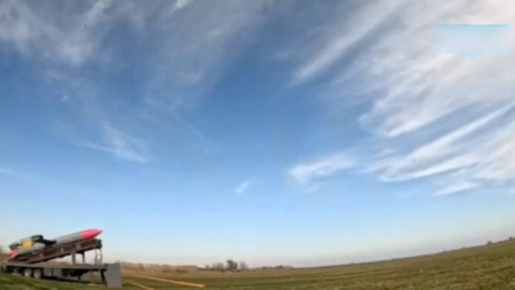 Ucrania probó un nuevo misil Flamingo con un alcance de 3000 km, vídeo