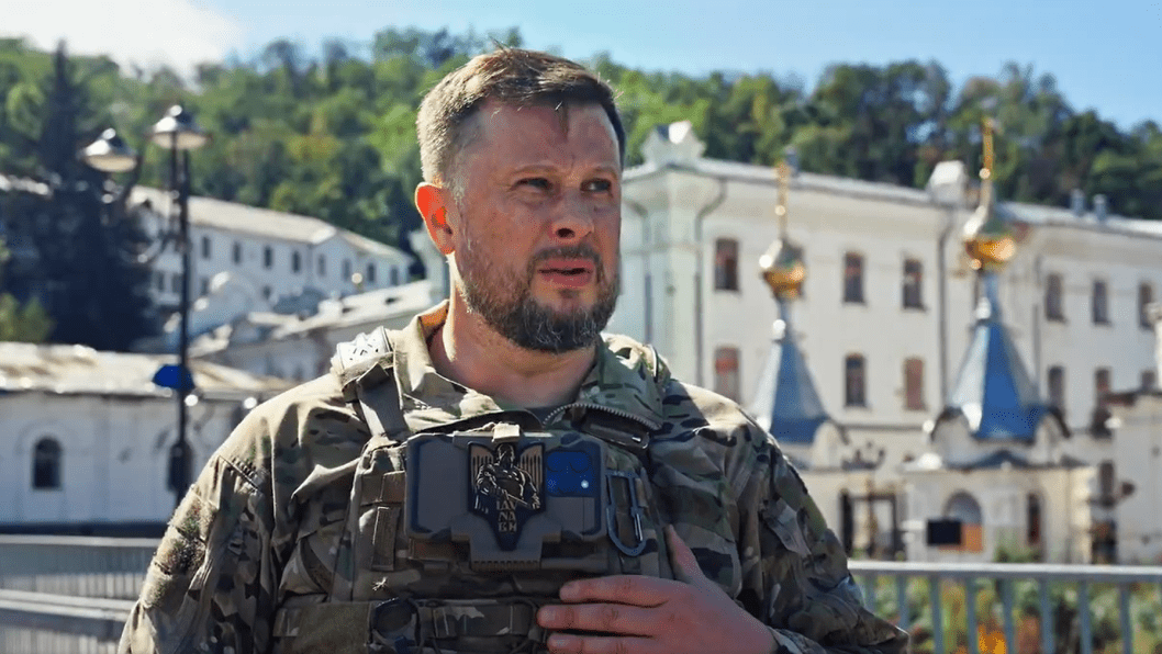 “Take Off Your Clown Noses”: Ukrainian General Films From City Putin Claimed Russia Captured