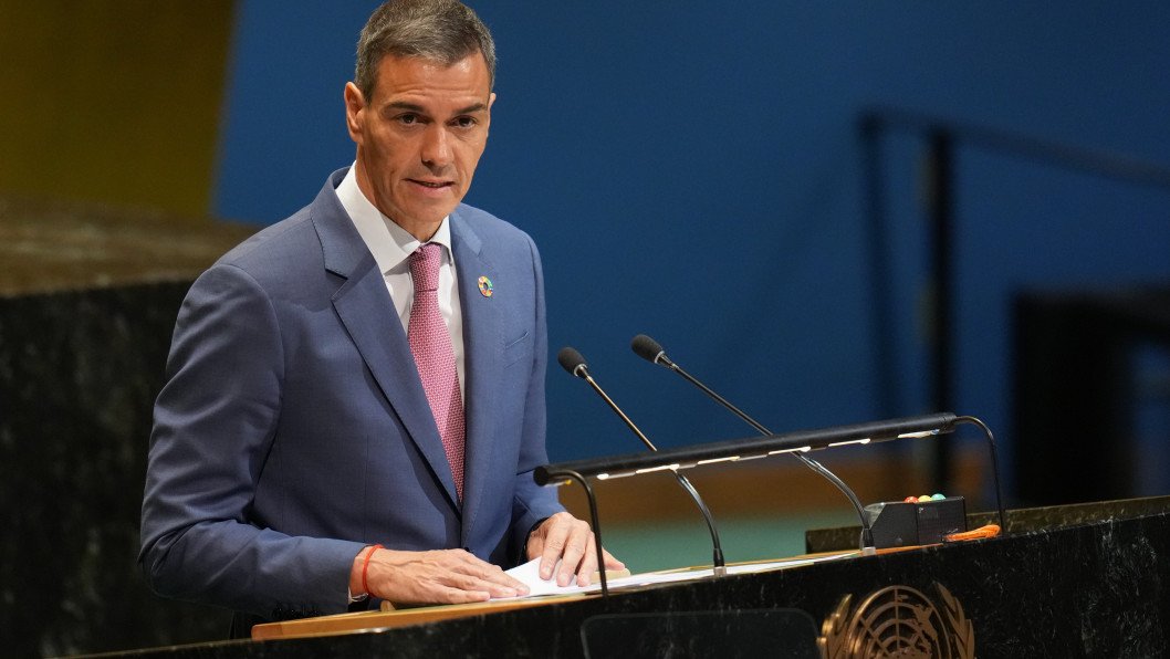 Spain Will Support Ukraine Through NATO’s PURL Arms Program, PM Sánchez Confirms