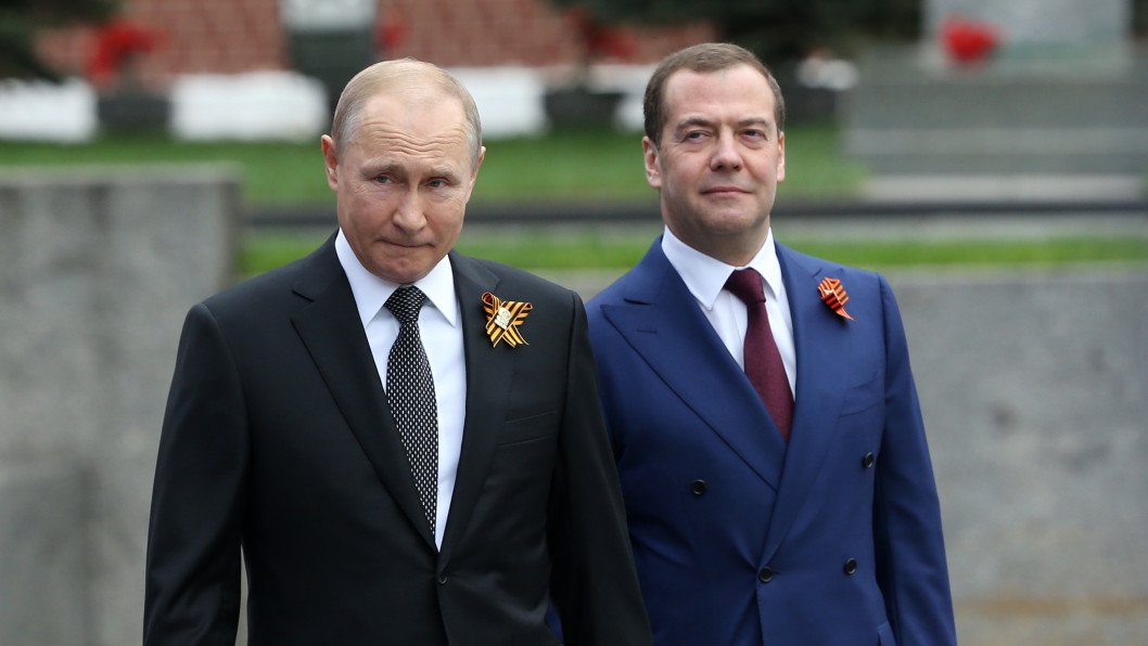 Medvedev Threatens to Bomb German Arms Factories and Targets in Berlin