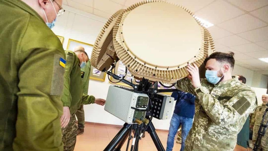 Ukraine Develops Tactical Radars to Detect Russian Drones Near Frontline