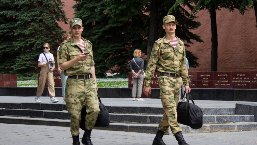 Russian Military Faces Record Desertions as 70,000 Troops Expected to Abandon Units in 2025