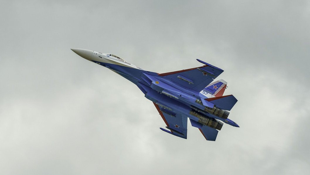 Ukrainian Forces Shoot Down $100M Russian Su-35 Fighter Over Kursk Region