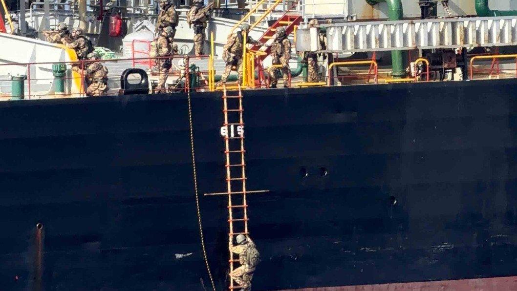 EU Naval Forces Board Shadow Fleet Tanker as Pressure Mounts on Russian Oil
