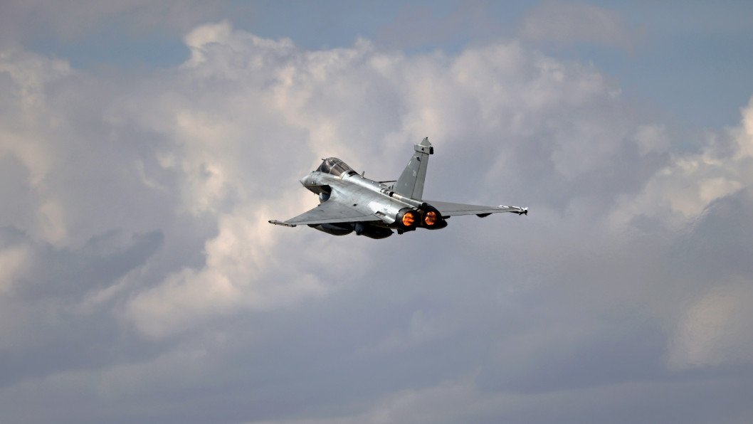 Ukrainian Pilots Will Soon Begin Rafale Training in France, Zelenskyy Says