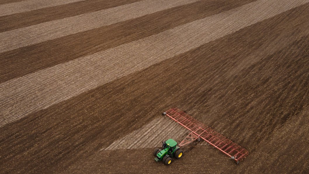 United Kingdom Unveils New Database to Trace Ukrainian Crops Stolen by Russia