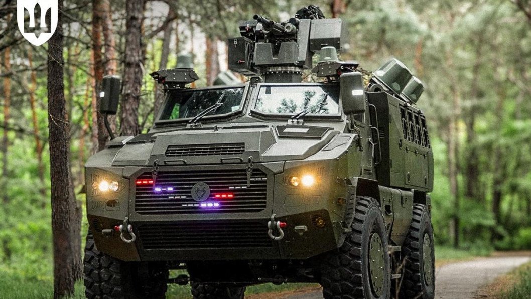 Ukraine Just Put VR Goggles in an APC—Meet the New OWL Built for the Drone War