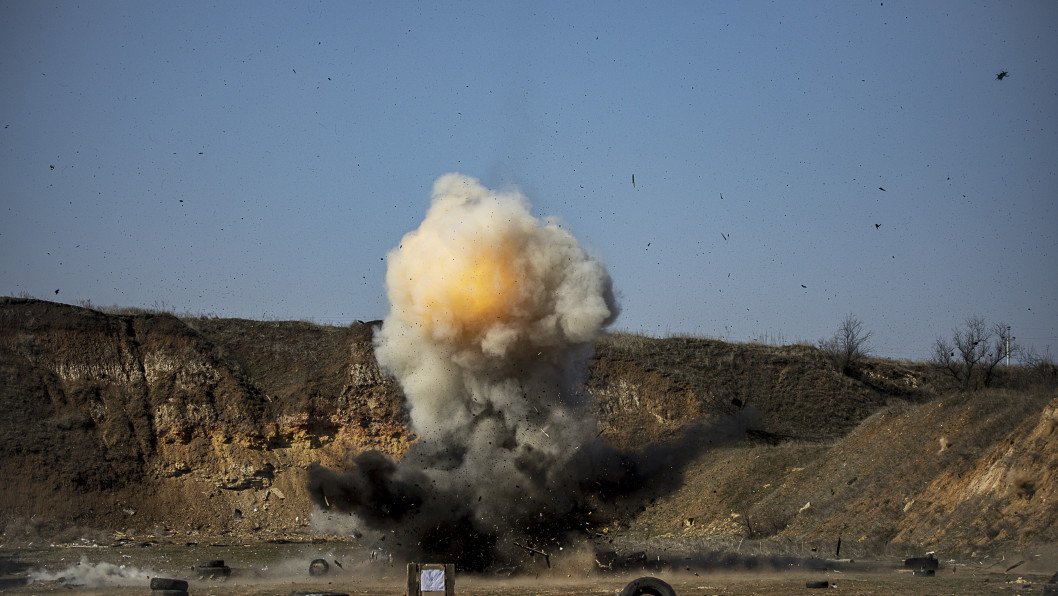 Russian Artillery Strike Kills Norwegian People's Aid Demining Specialist in Kherson