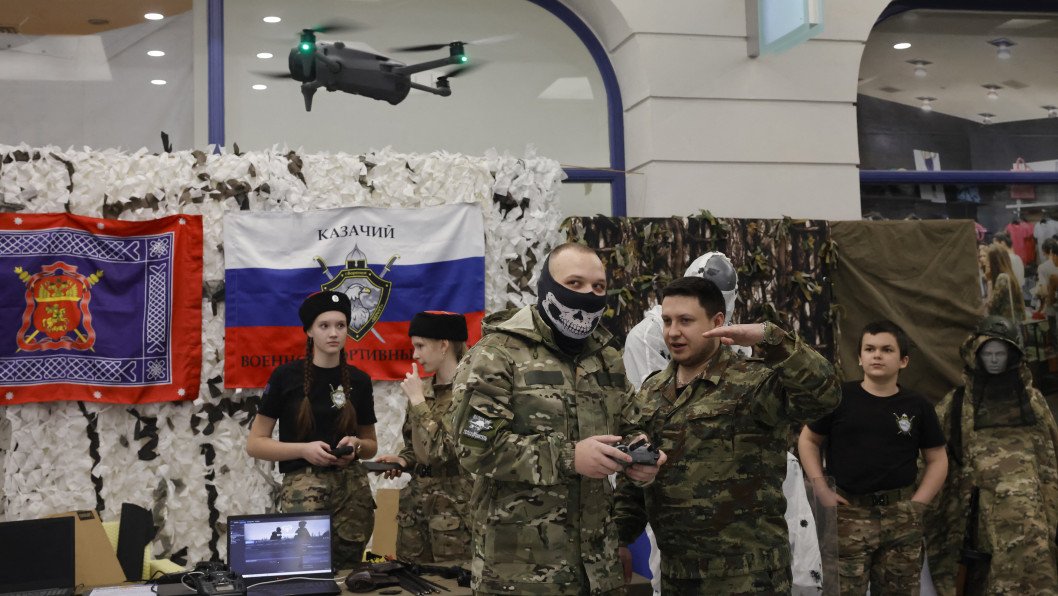 Rusia militariza a la juventud con un campeonato de drones en el territorio ocupado de Luhansk