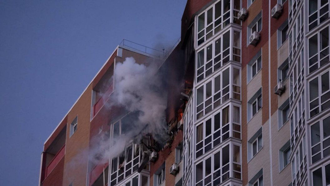 Russian Drone Strikes 25-Story Kyiv Apartment Building as More Than 100 UAVs Target Ukraine Overnight