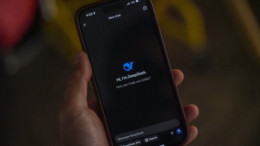 Russian State TV Claims China’s DeepSeek AI Is Built on Soviet-Era Code From 1985