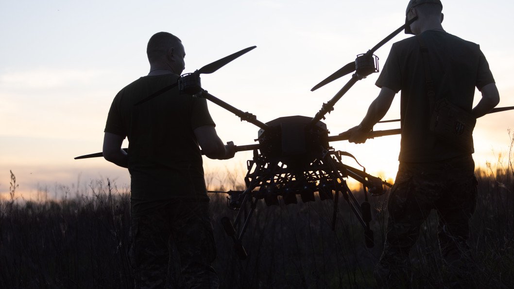 Ukraine Offers Battle-Tested Drone Experts to NATO’s Baltic Frontier After Airspace Breaches