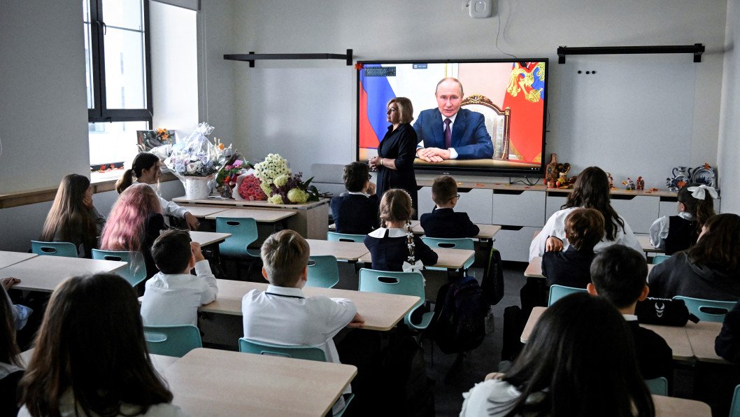 Russia Doubles Military Training in Schools, Expands Drone and Combat Instruction for Children