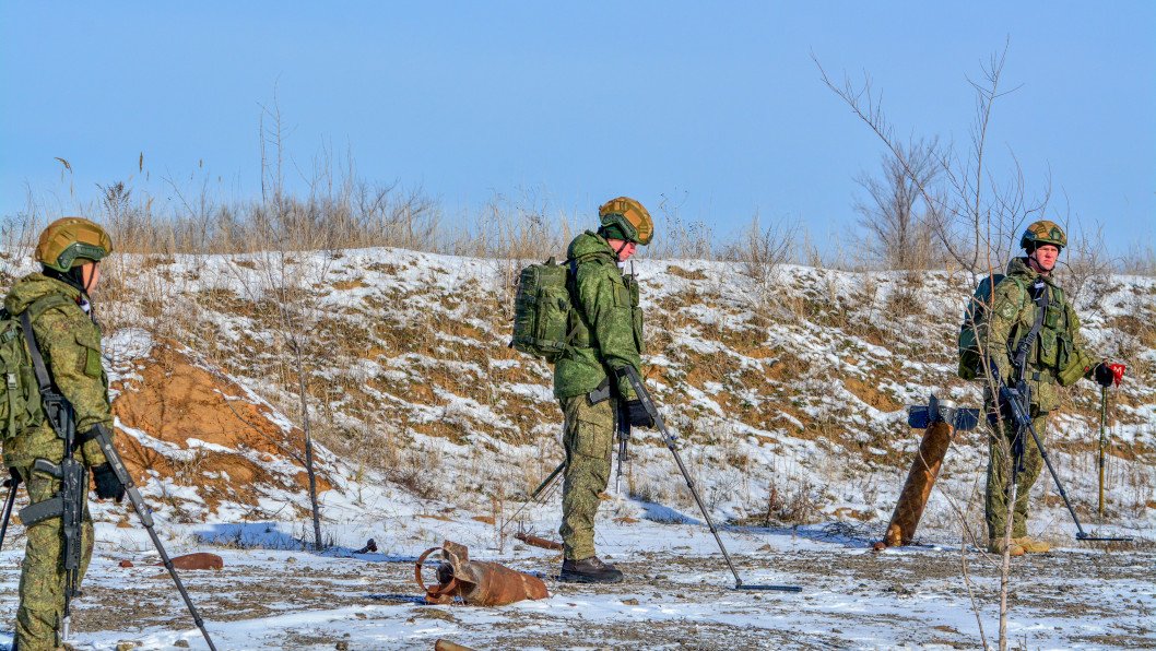 Llamada interceptada sugiere que comandantes rusos ordenan asesinatos de sus propias tropas