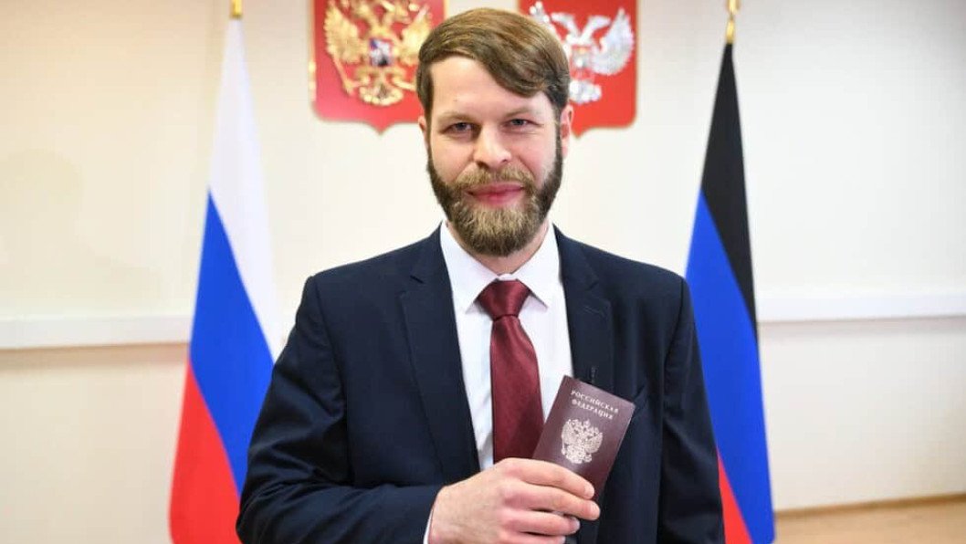 From Missionary to Russian Citizen: US Man Who Spied on Ukraine Gets Putin’s Stamp of Approval