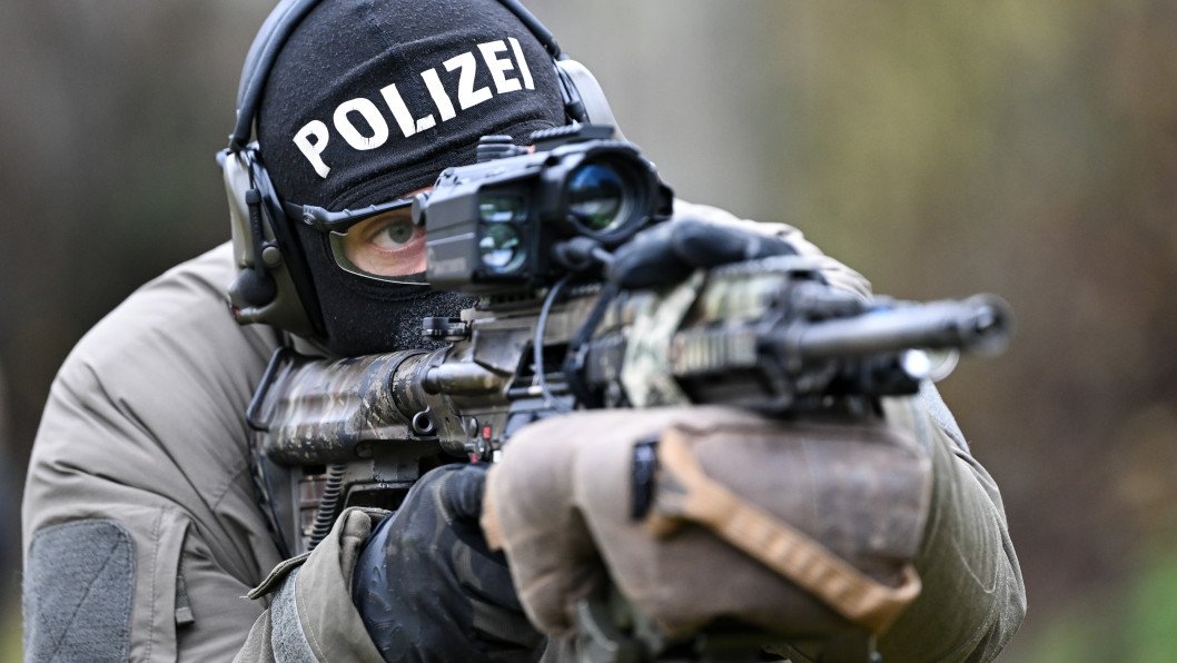 Germany Plans Counter-Drone Units Across Nine Cities to Defend Against Russian Hybrid Attacks