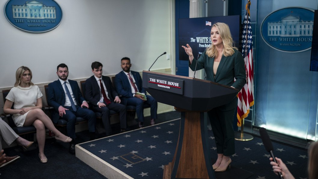 White House: Ukraine’s Government Is Decided By Its Constitution and People