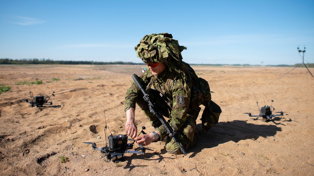 Estonia Responds to Russian Airspace Violations With Unplanned Military Drills