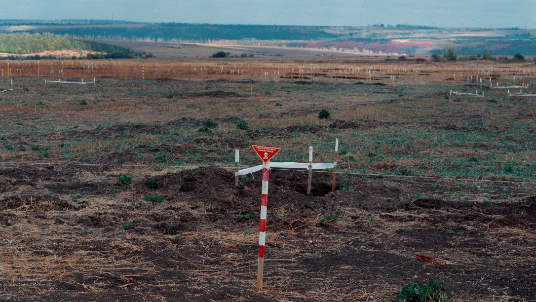 After War Turned Their Fields Into Frontlines, Ukraine’s Farmers Return to Reclaim Them