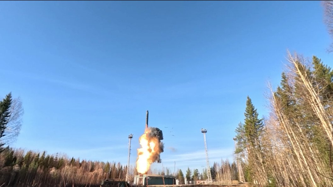 Putin Orders Nuclear Tests After Boasting of Nuclear-Powered Burevestnik Missile and Poseidon Torpedo