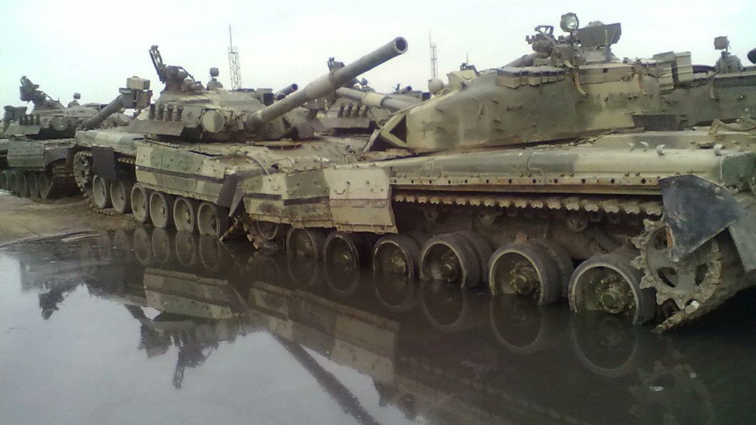 Russia May Have Fewer Than 900 Combat-Ready Tanks Left in Storage