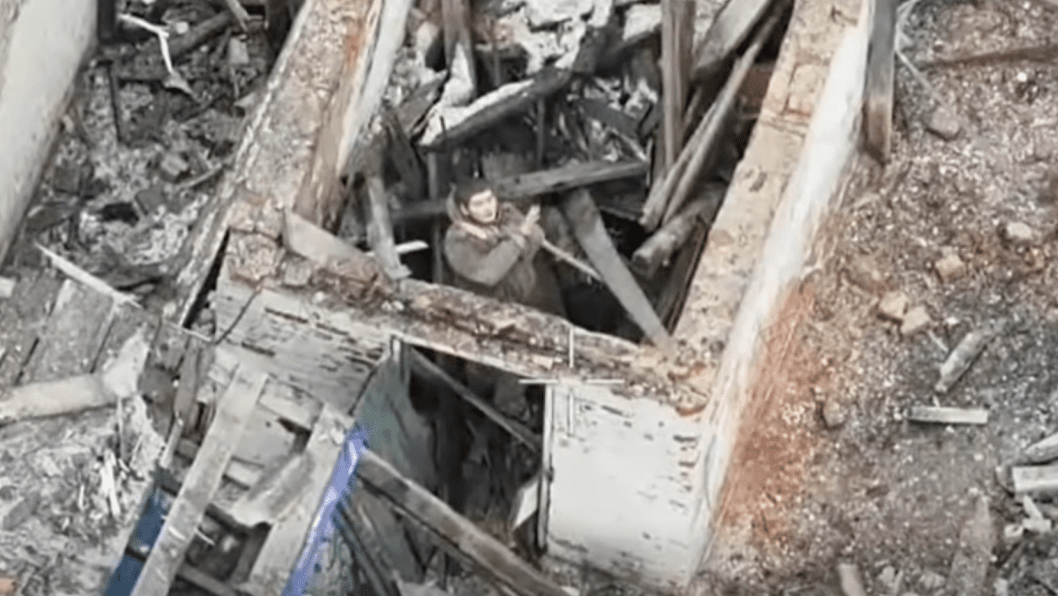 Russian Command Opens Fire as Five Soldiers Surrender to Ukraine