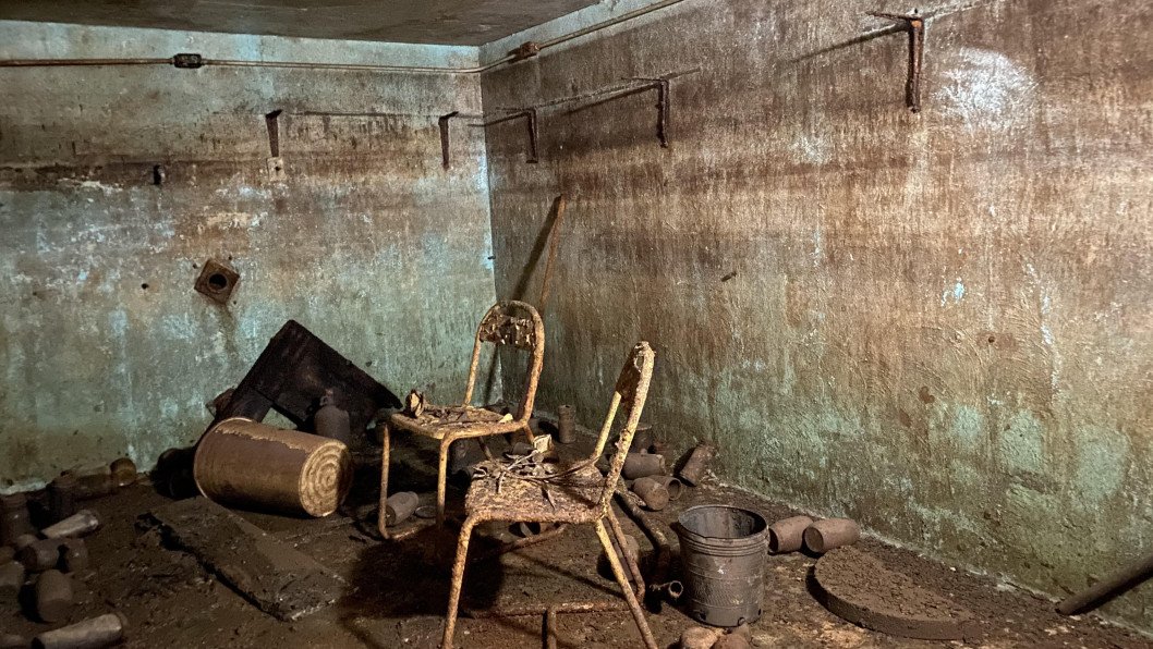 Cockroaches and Crumbling Infrastructure: A Look Inside Russia’s Bomb Shelters