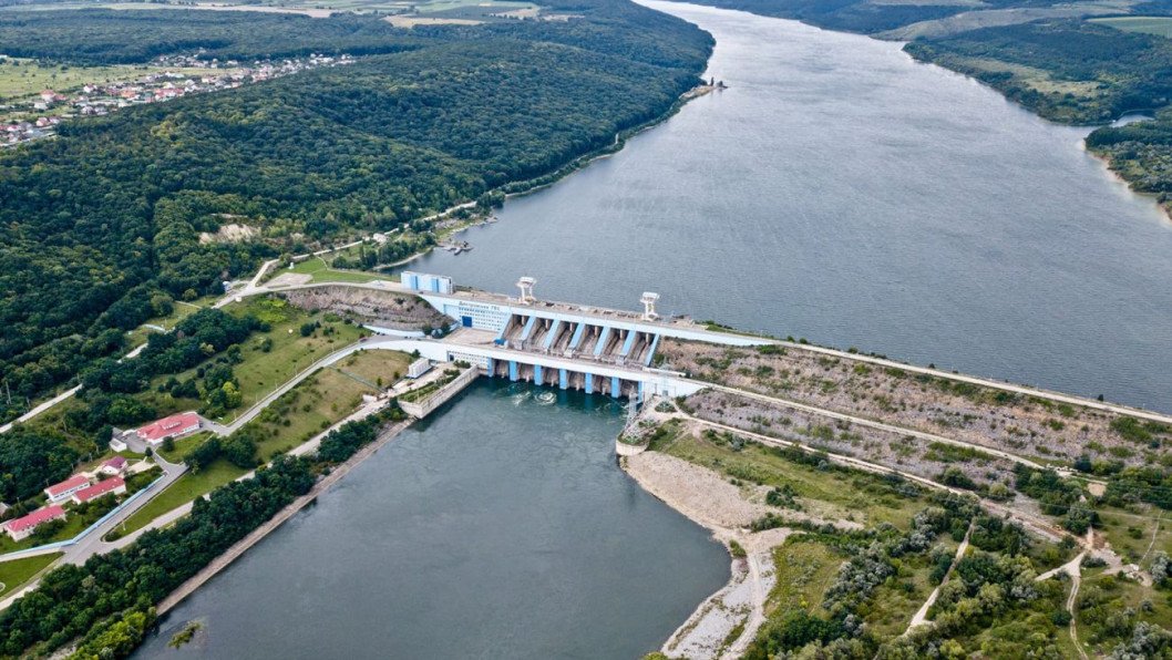 Ataque ruso a central hidroeléctrica en Ucrania provoca crisis ambiental que afecta a Moldavia
