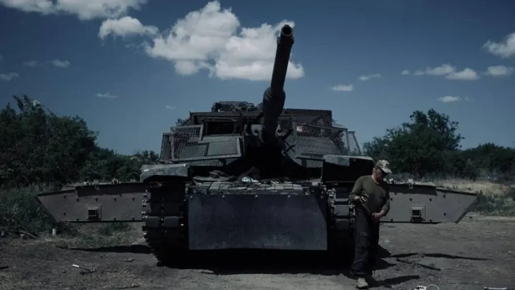 Australia-Delivered Abrams Tanks Join Ukraine’s Fight, Assigned to 425th Assault Regiment