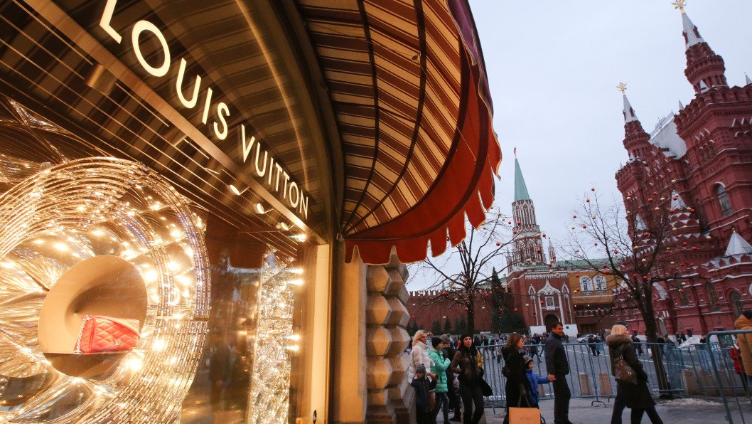 How the Iran War Hit Russia’s Supply of Luxury Cars, iPhones, and Jewelry