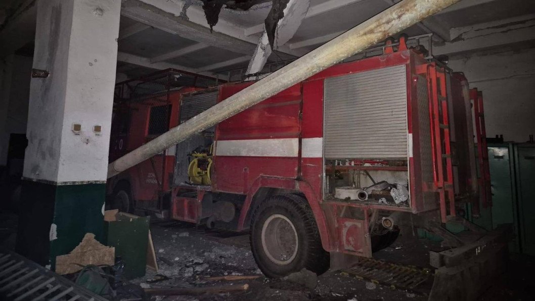 Russian Drone Attacks Target Ukrainian Rescuers in Several Regions, Damaging Vehicles and Infrastructure