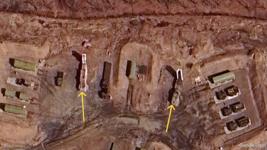Russia Installs Dozens of Fake S-300 and S-400 Systems in Far East to Mask Air Defense Gaps