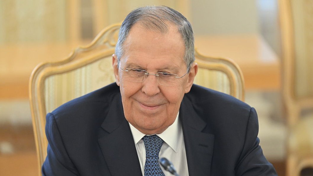 Russia’s Lavrov Says There Are “No Deadlines” for Peace Deal as Moscow Prioritizes Military Goals