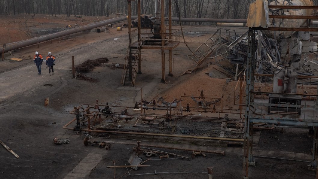 Russian Strikes Hit Ukraine’s Oil and Gas Infrastructure in Kharkiv and Sumy