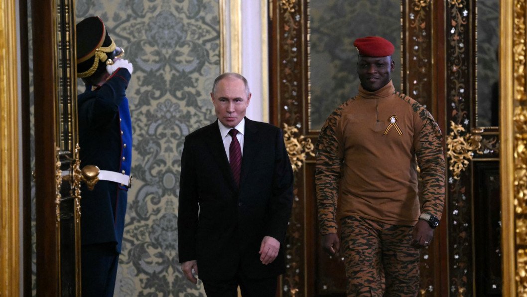 How Much Gold Is Russia Bleeding from Africa to Fund Its War?