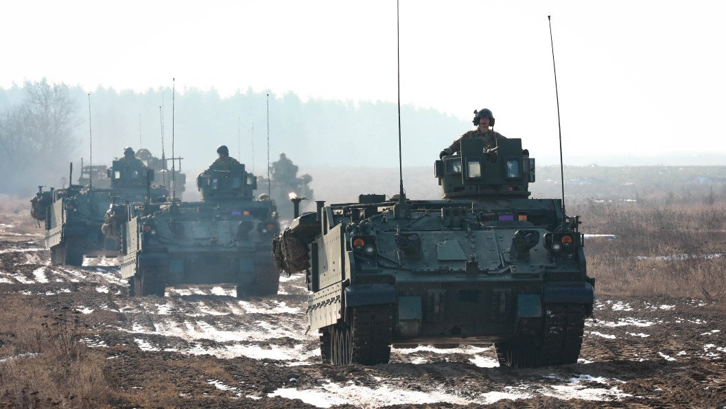 Ukraine Could Snap Up US Bradley-Based Armored Vehicles as Pentagon Cuts Production
