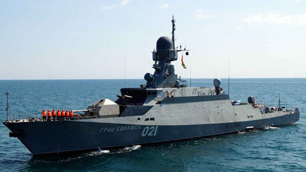 Ukraine Sets World Record With First-Ever FPV Drone Strike on Russian Warship, Over 350 Kilometers Away