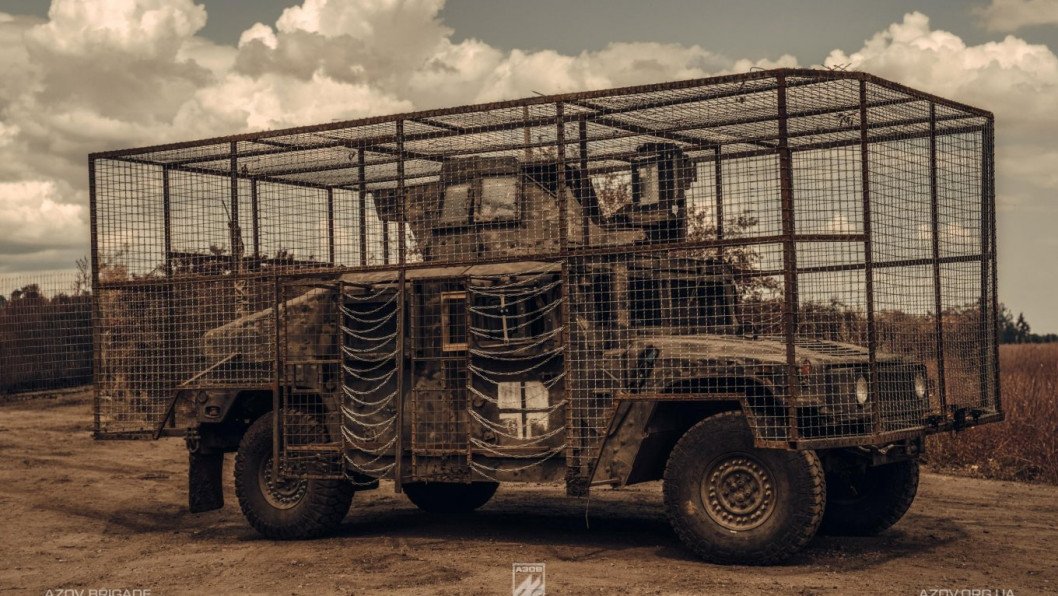 US Military Fits HMMWVs and HEMTT Trucks With Ukraine-Style Anti-Drone Cages