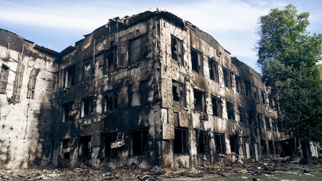 Russia’s Attacks Destroys 60,000 Books at Sumy State University Library