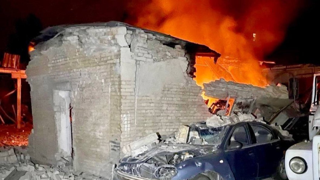 Russian Drone Barrage on Zaporizhzhia Injures 29 Civilians, Damages School and Homes