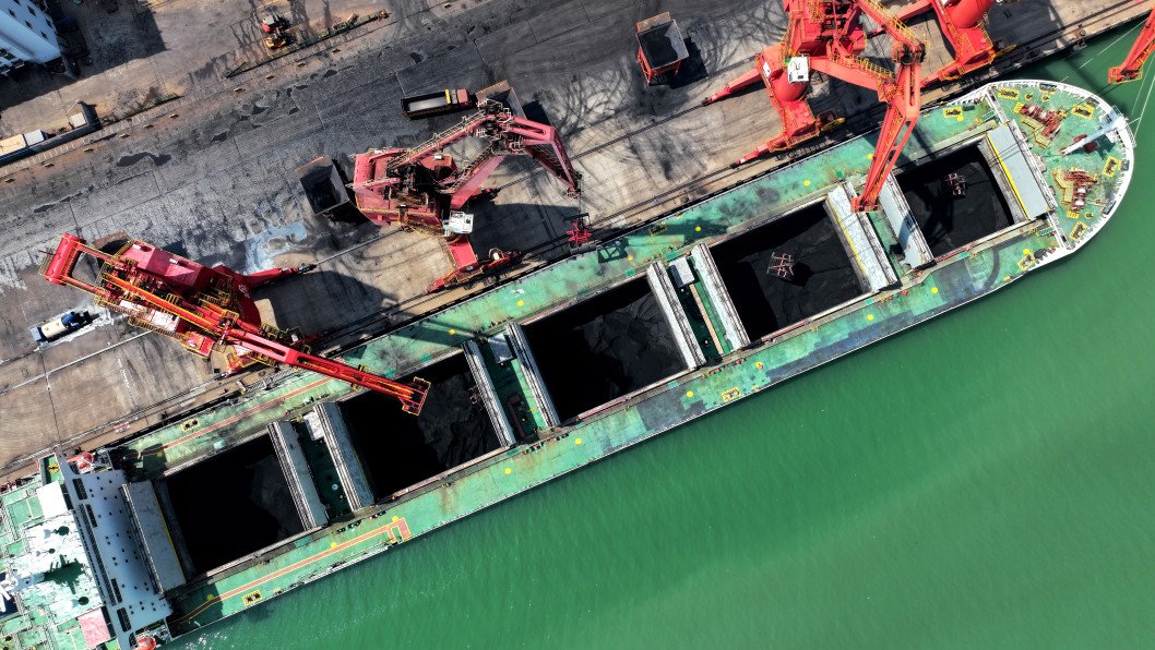 Despite Sanctions, EU Allows Kazakhstan to Export Coal Through Russian Ports