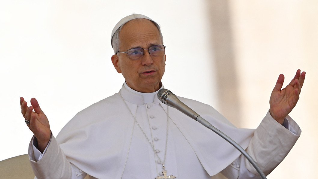 Pope Leo XIV Calls for End to War After Russian Massive Attacks on Ukrainian Cities