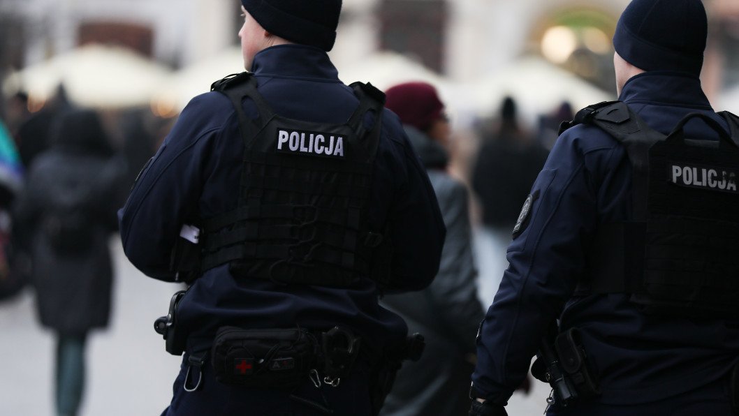 Poland Arrests Defense Ministry Veteran Over Suspected Ties to Russian and Belarusian Spies